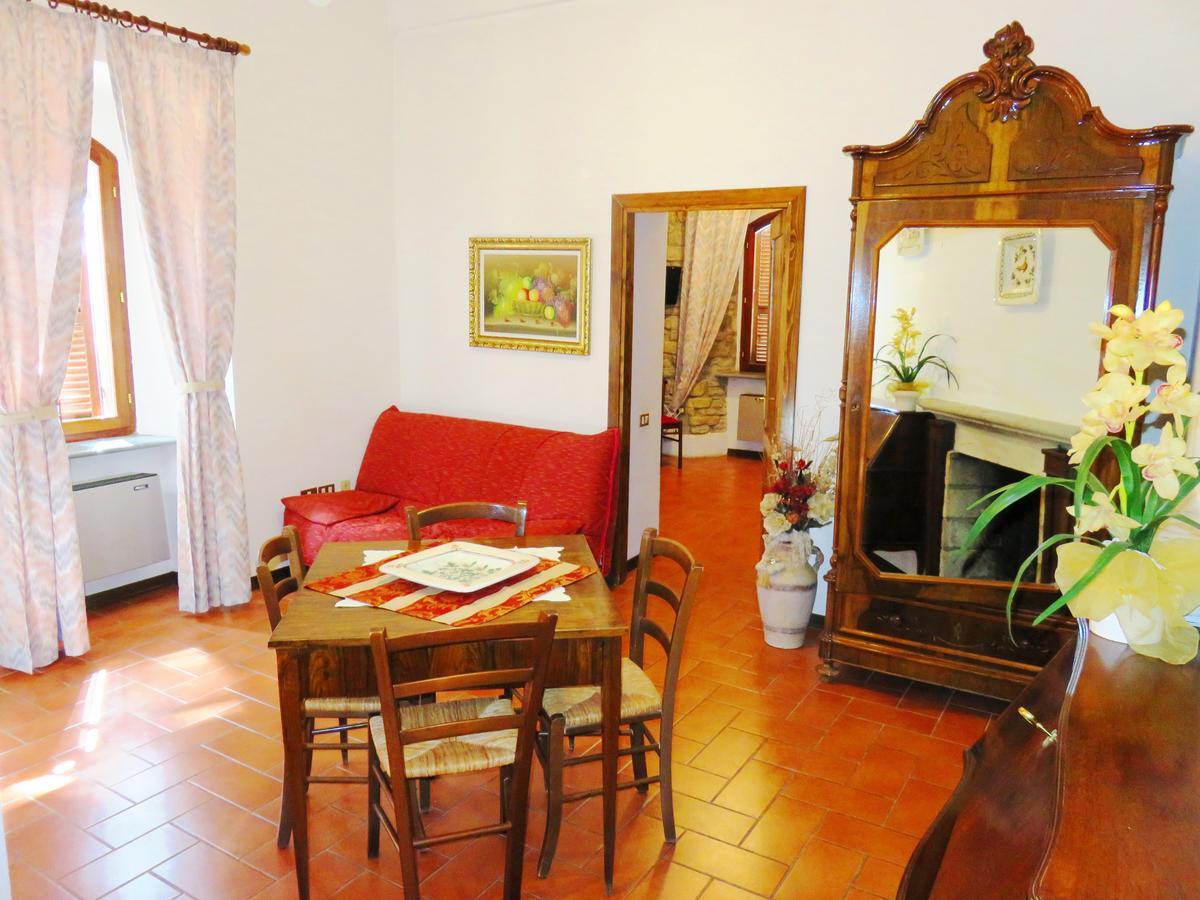 Castello Cortevecchio غوبيو المظهر الخارجي الصورة